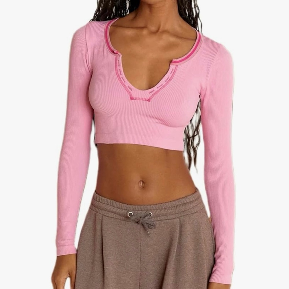 Urban Outfitters Pink Long Sleeve💕